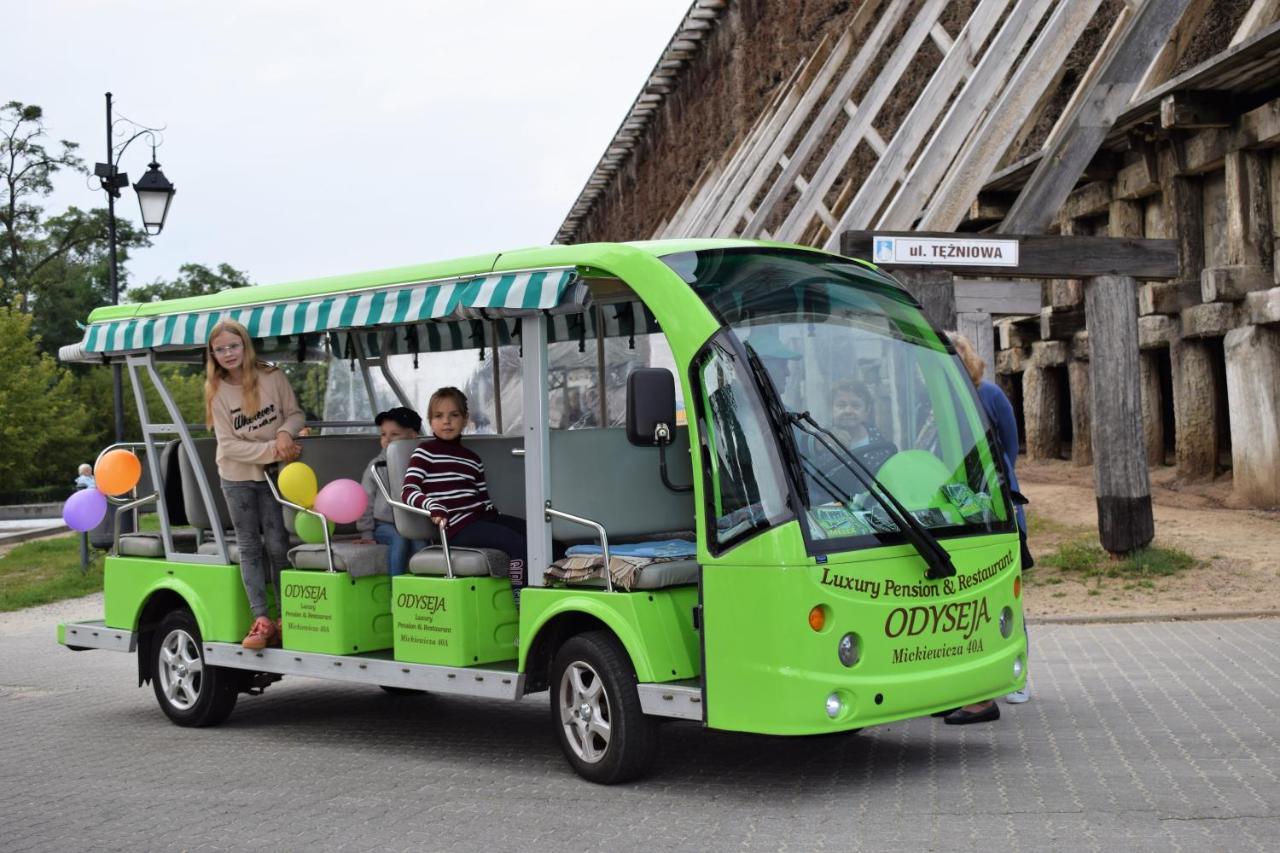 Boutique Odyseja & Spa Ciechocinek Luaran gambar The Odisey electric shuttle bus