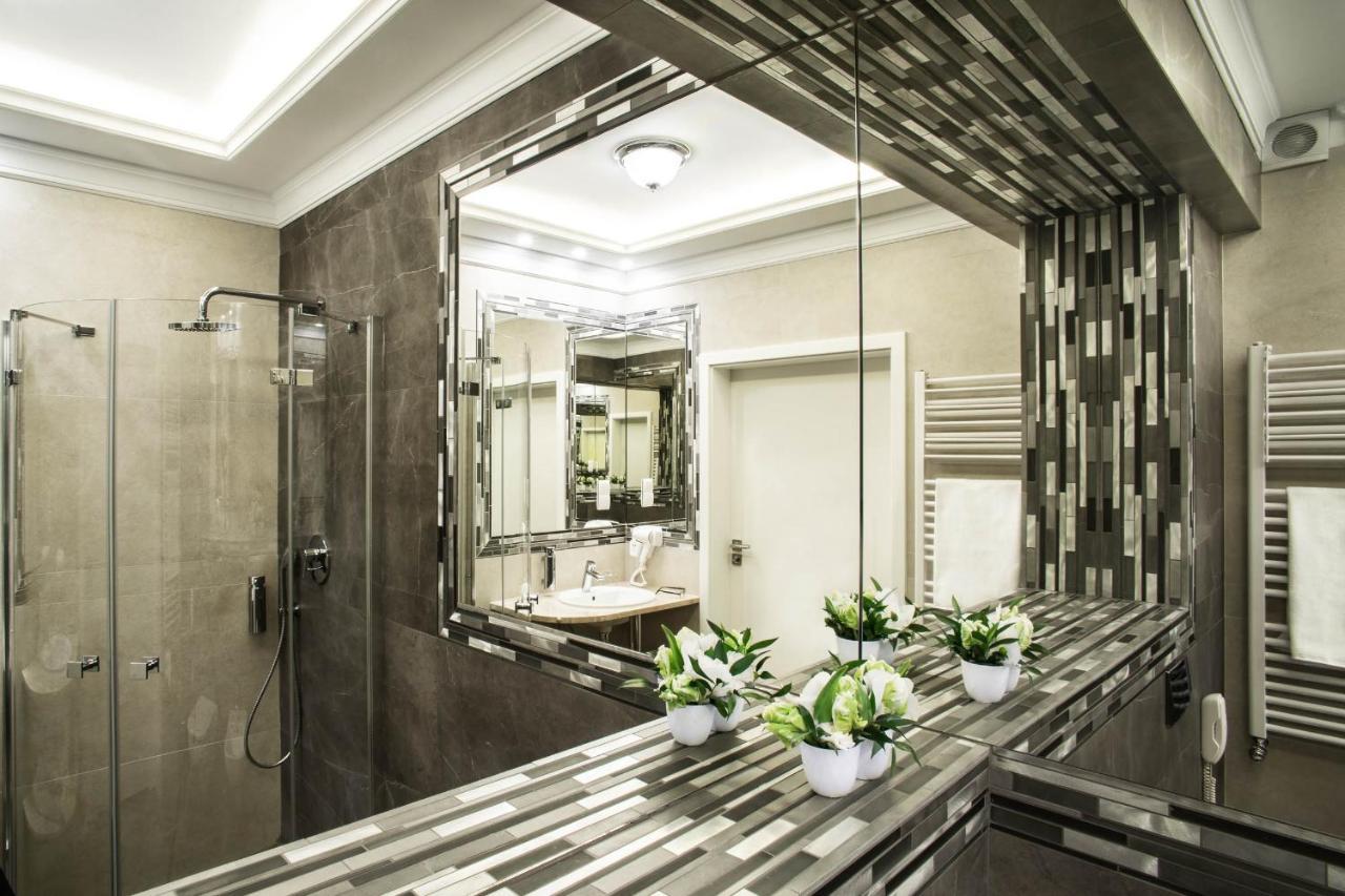 Boutique Odyseja & Spa Ciechocinek Luaran gambar Bathroom