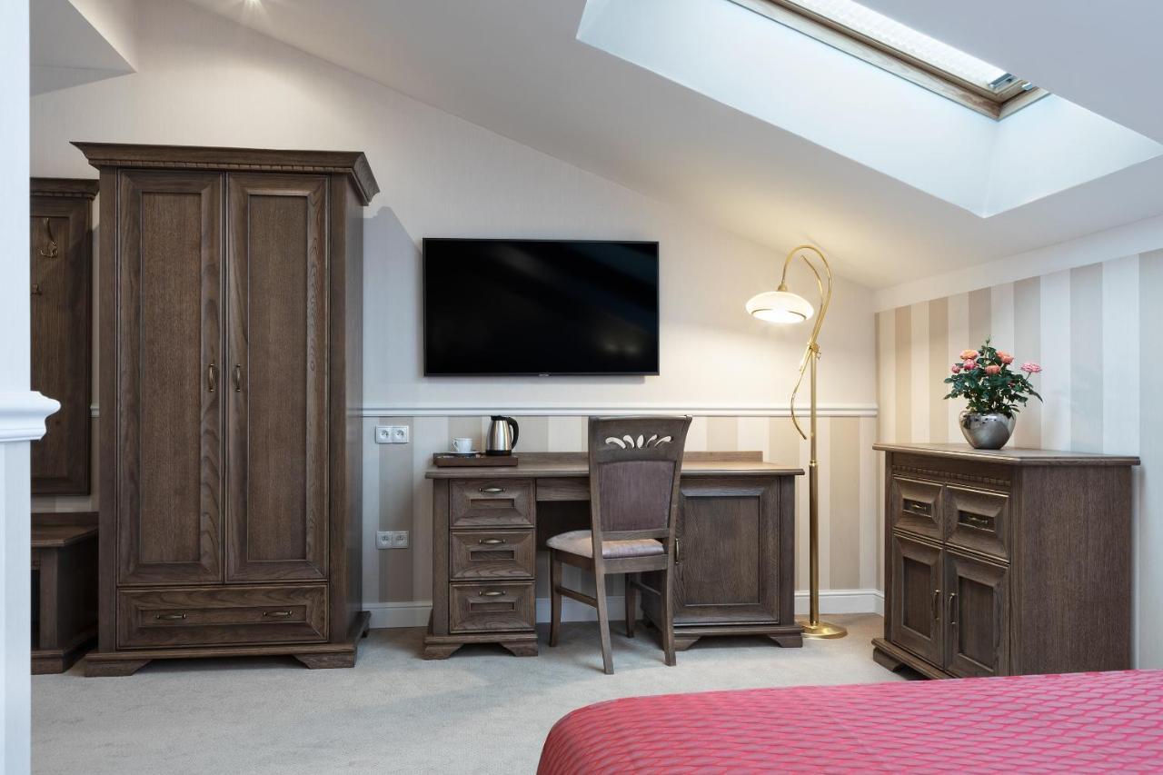 Boutique Odyseja & Spa Ciechocinek Luaran gambar A room at the hotel